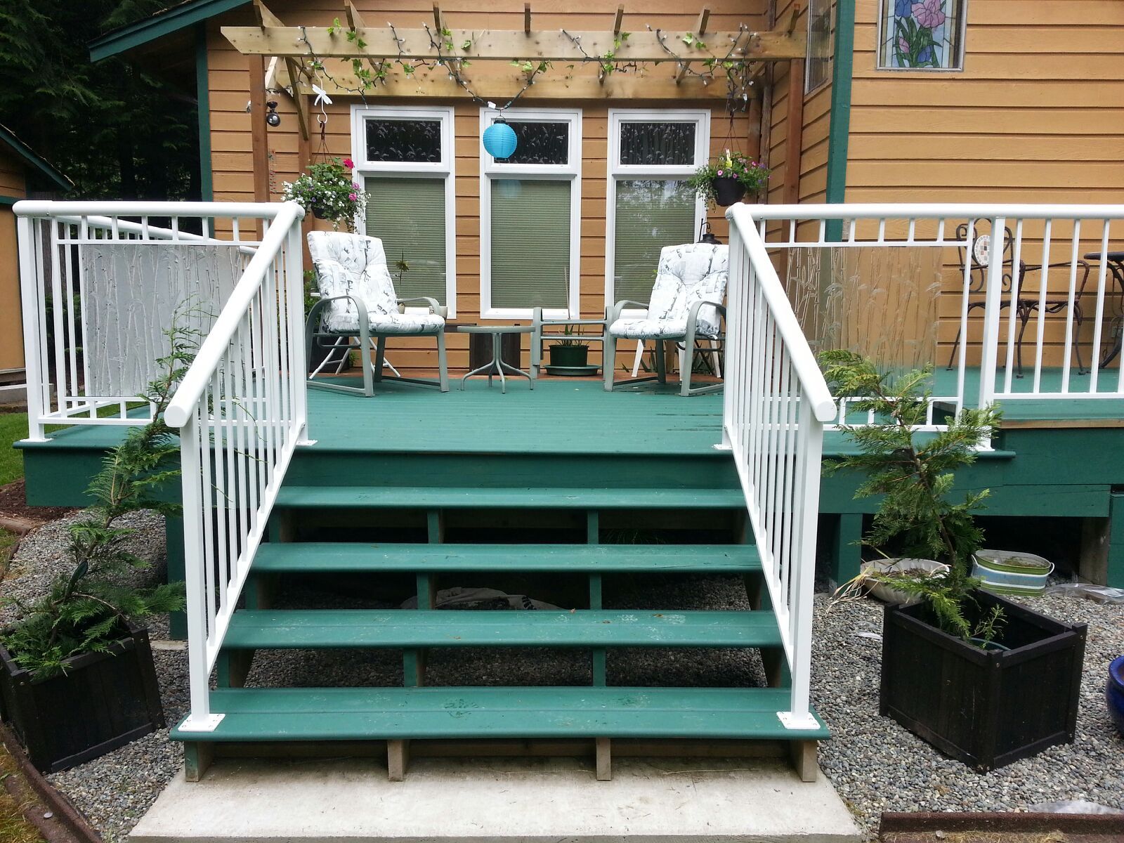 Custom Railing Nanaimo, BC SunRay Aluminum Railings