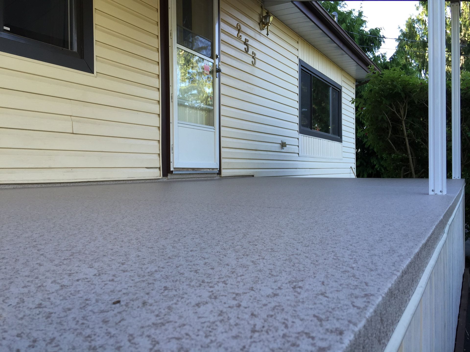 Custom Railing Nanaimo, BC SunRay Aluminum Railings