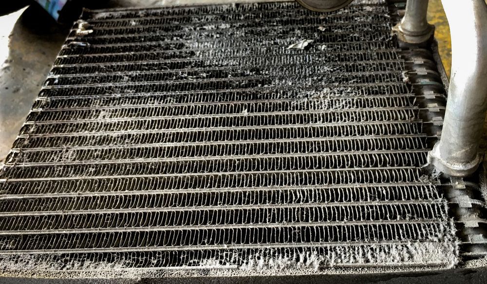 A close up of a radiator with a lot of lines on it.