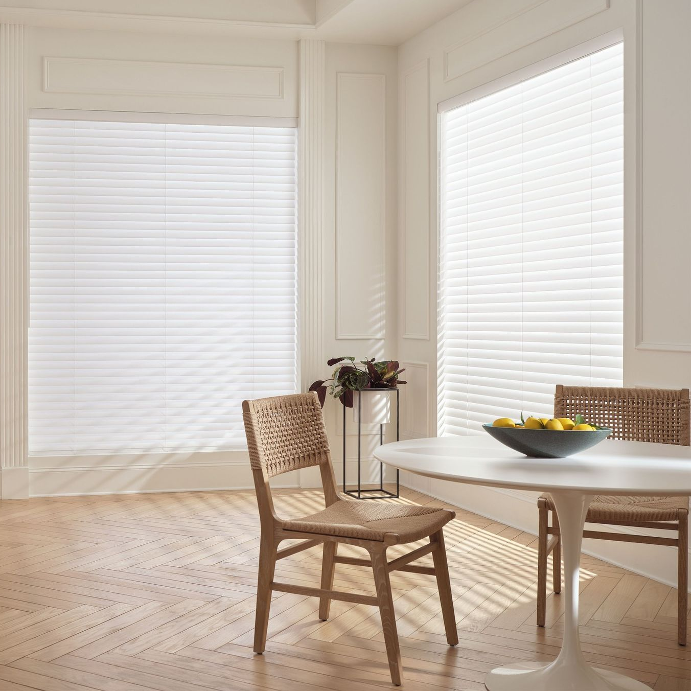Hunter Douglas Aria™ Soft Blinds