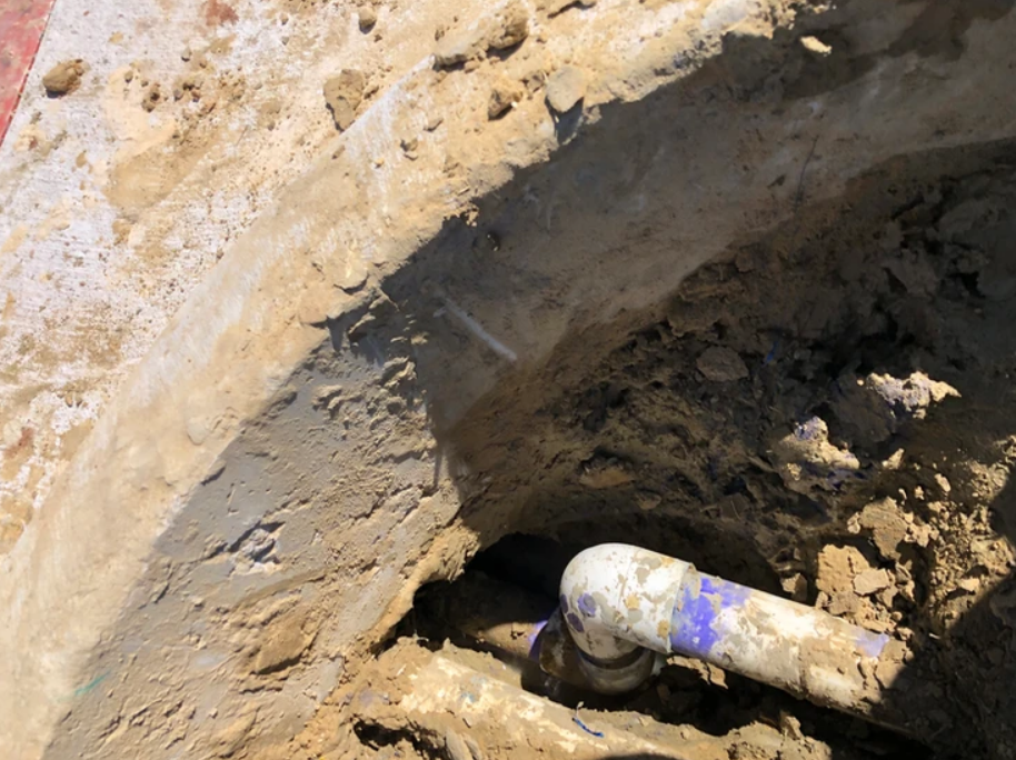 A White Pipe is Laying in the Dirt - Collinsville, TX - L5 Irrigation