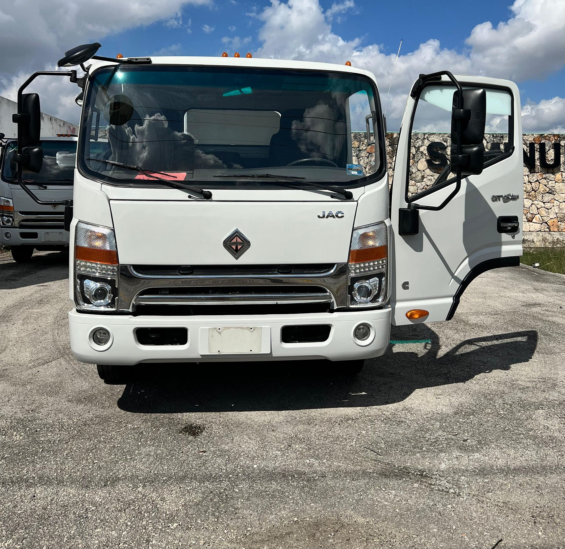 Camión Ligero International City Star 2023