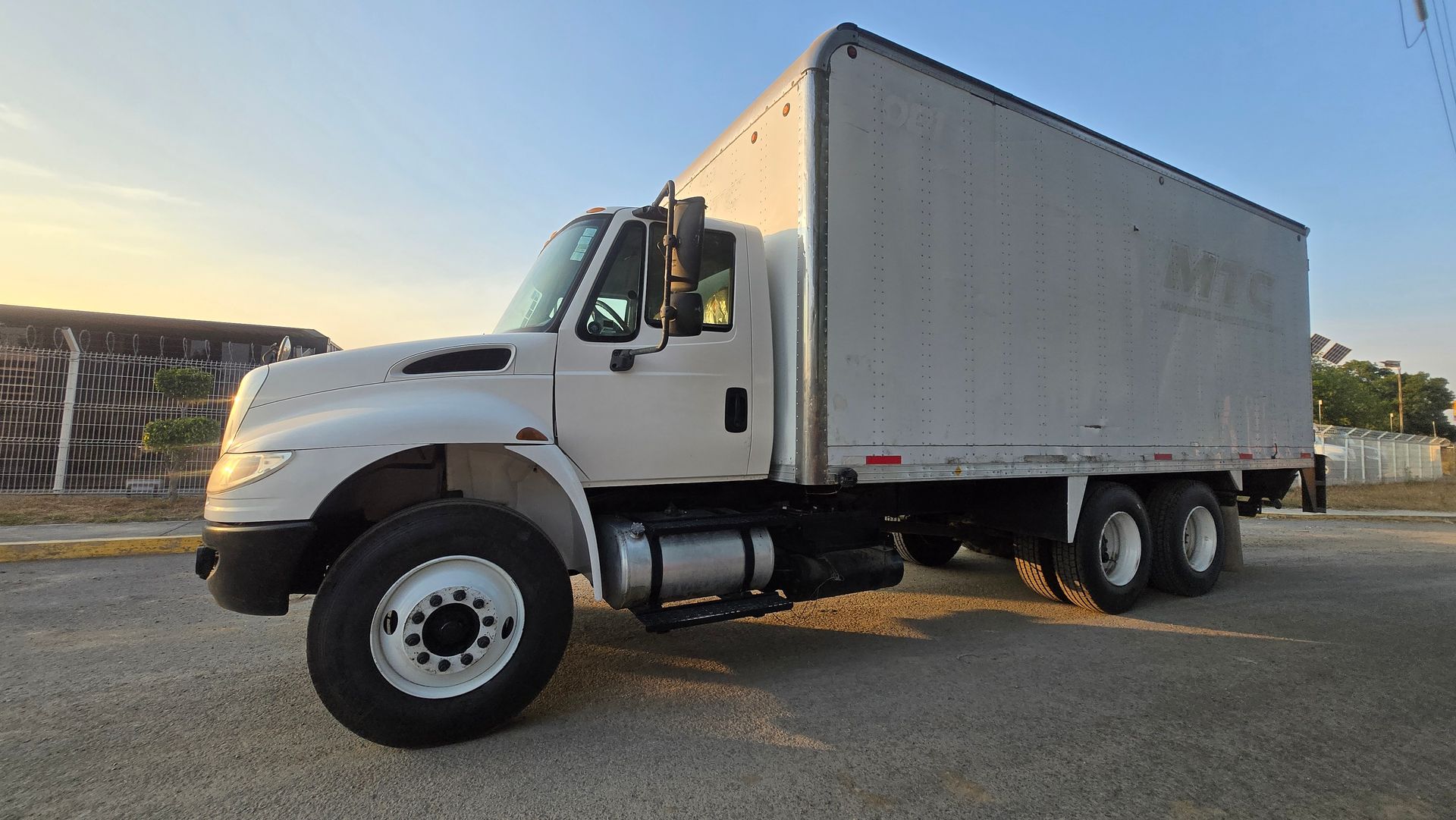 Amsa Camiones International - Seminuevos