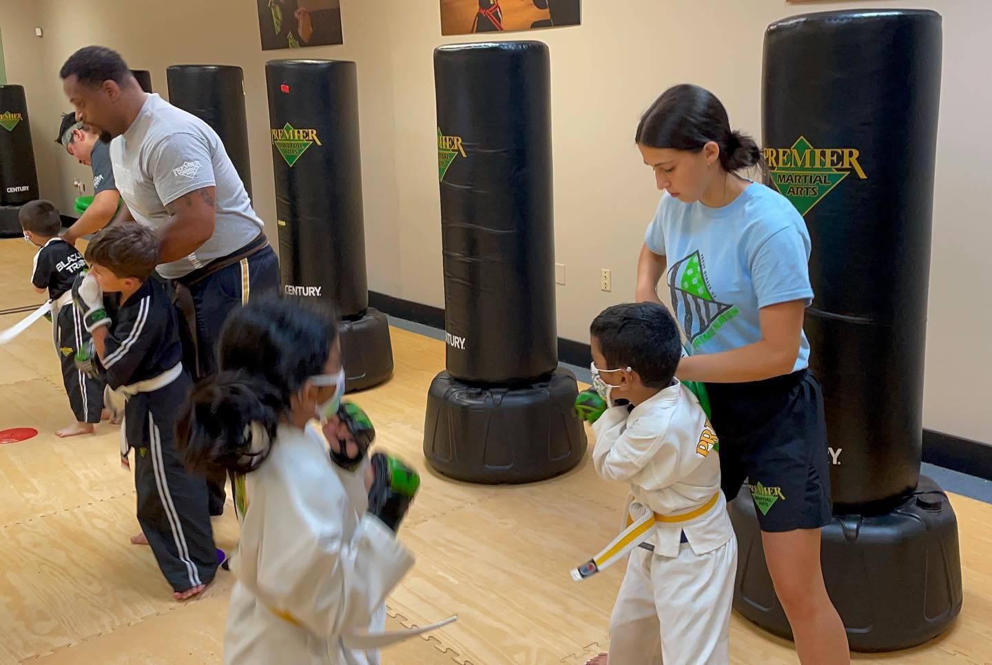 The word placeholder is on a gray background.