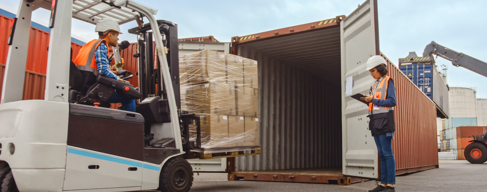 Contêiner FCL: quais são os custos envolvidos nesse tipo de transporte