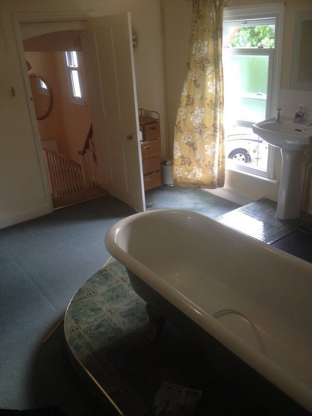 Bath tub installation