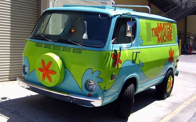 Picture of the the Mystery Machine from Scooby-Doo.