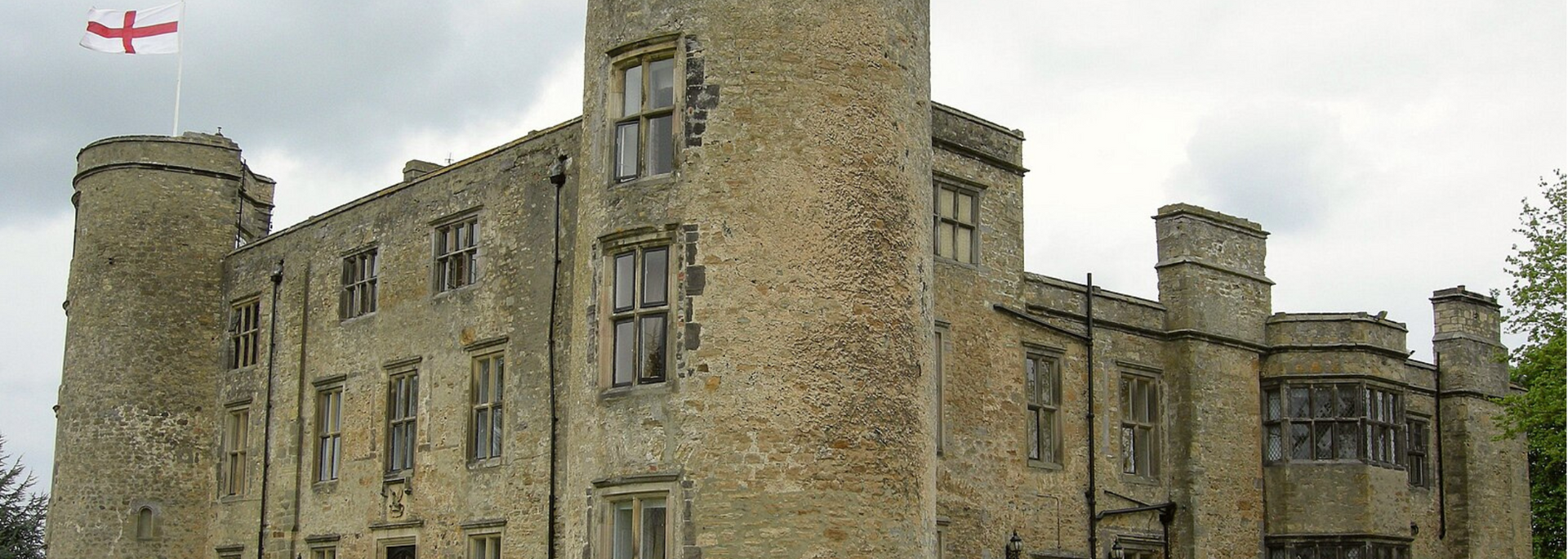 Picture of Walworth Castle.