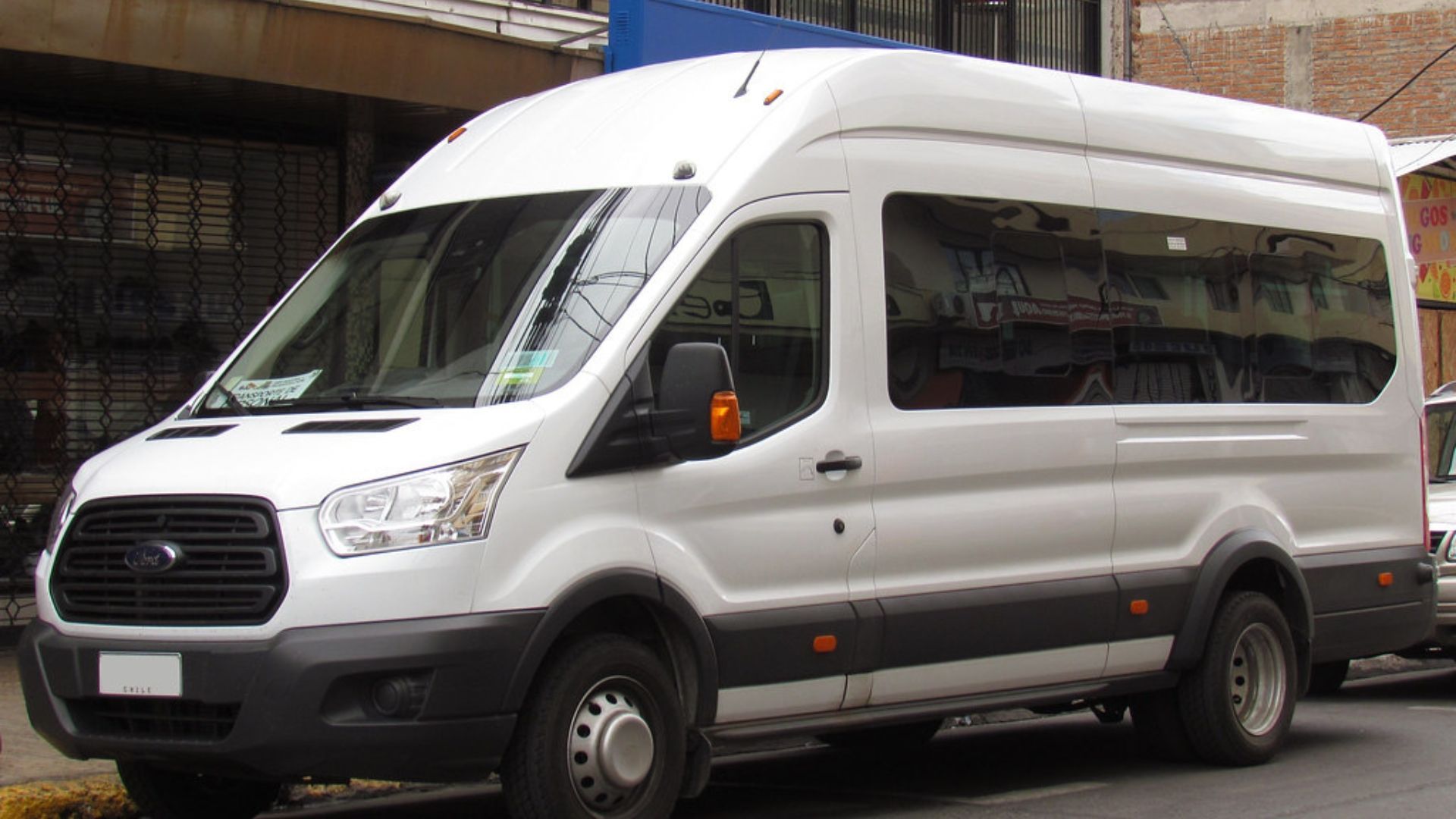 You might know which car to rent – but what about minibuses? Get to know our fleet in 5 minutes flat