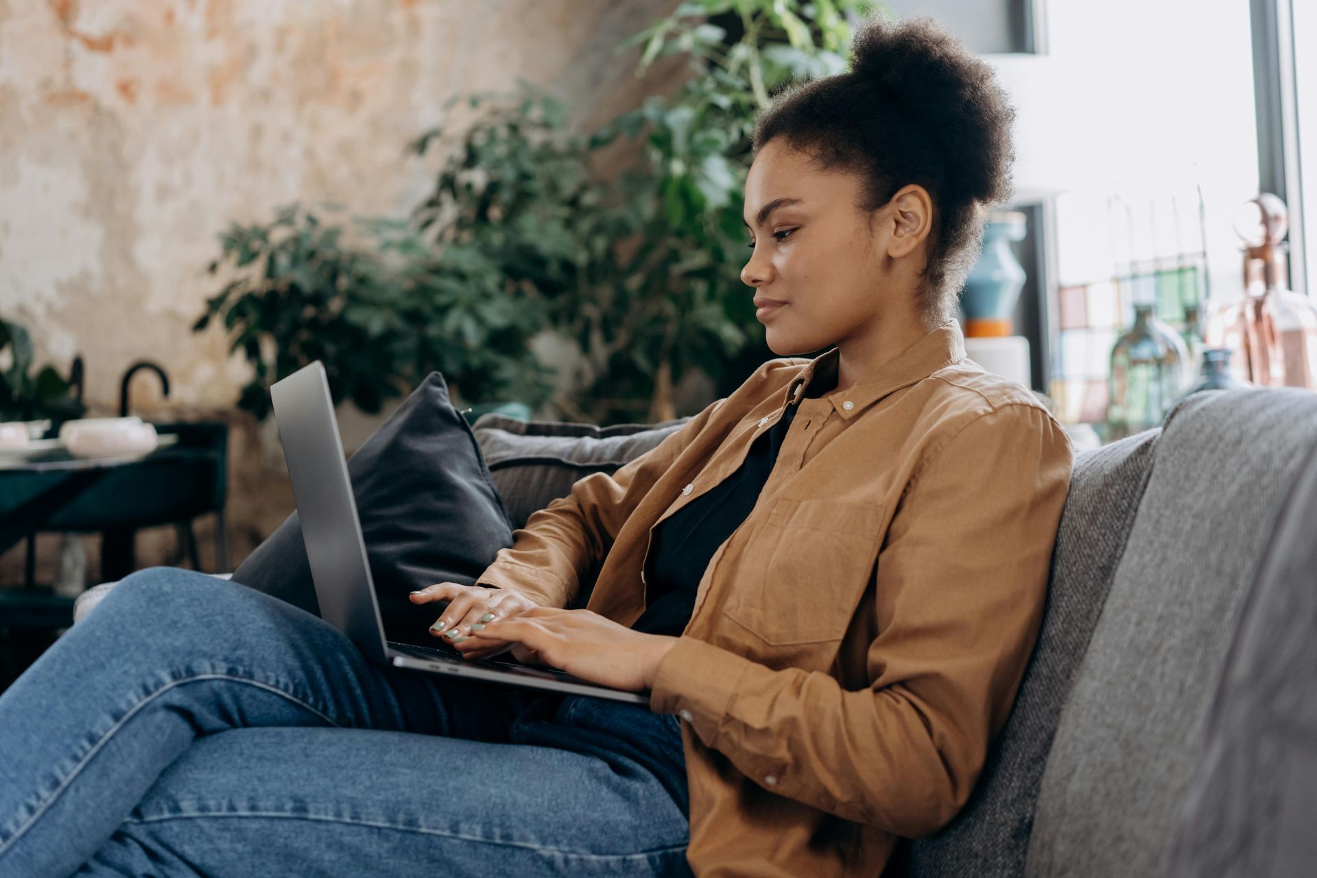 Picture of a computer user.