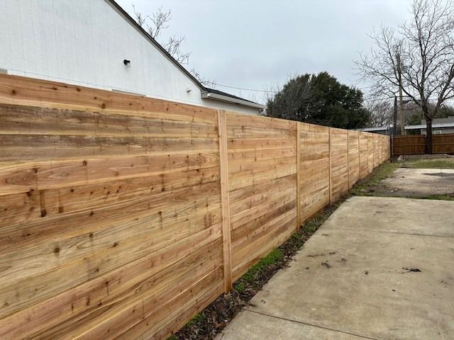 wood fence construction Arlington tx