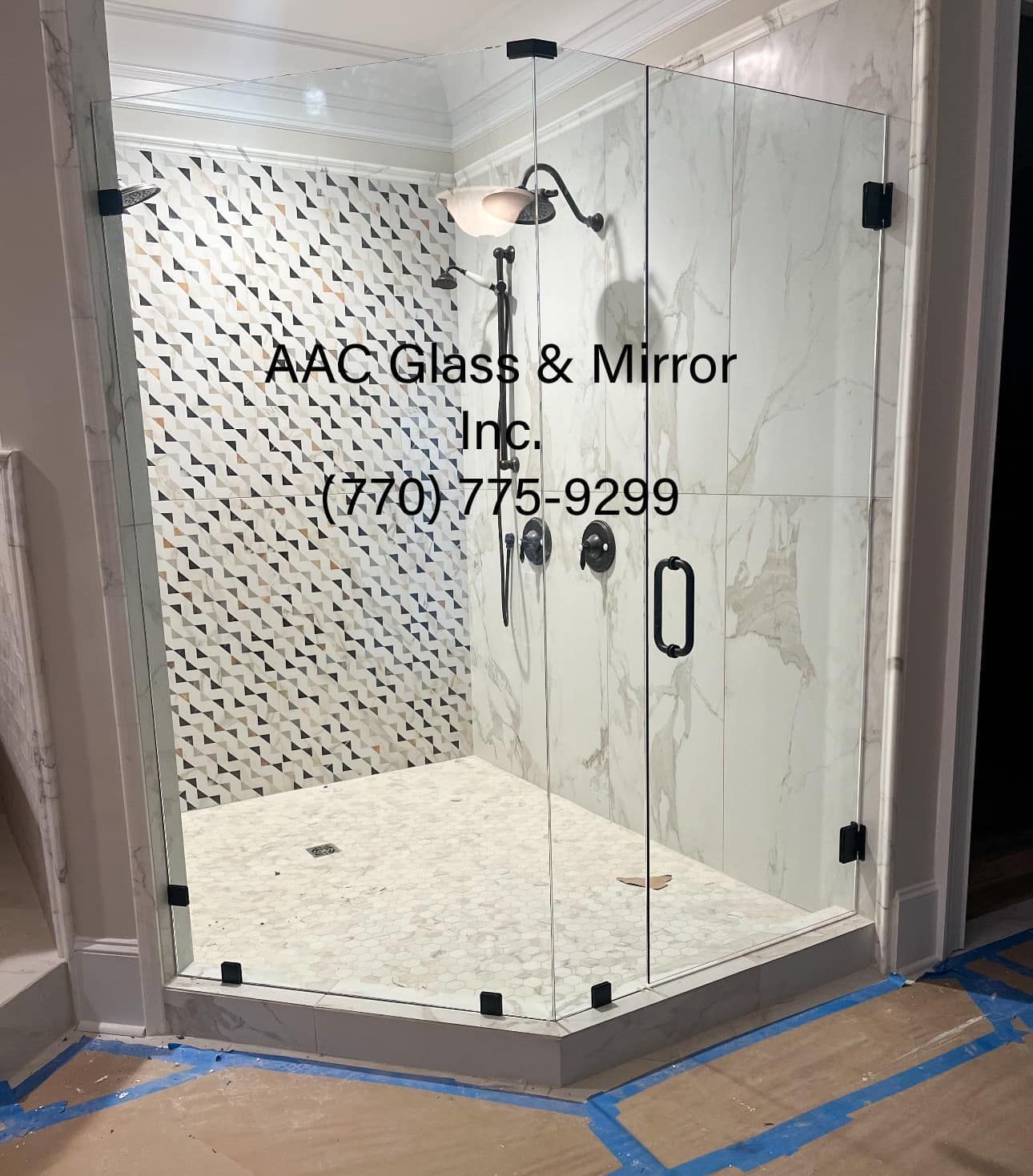 A Shower Stall With A Glass Door — Jenkinsburg, GA — AAC Glass