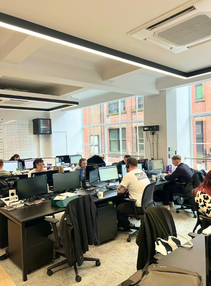 picture of 2 new starters at V7 Recruitment
