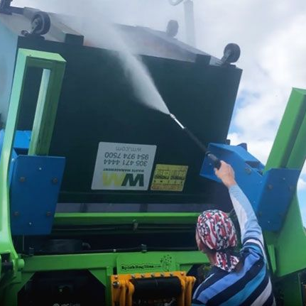 Commercial Dumpster Clean