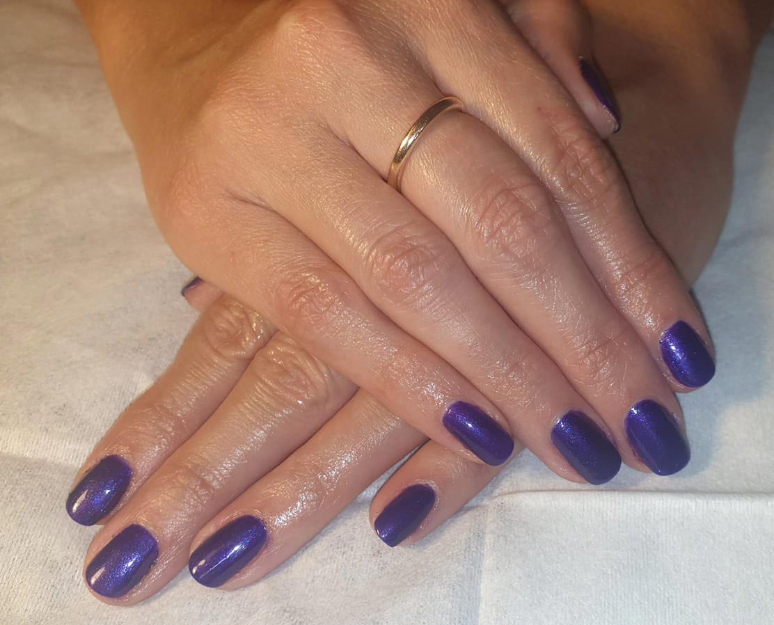 Purple fingernails
