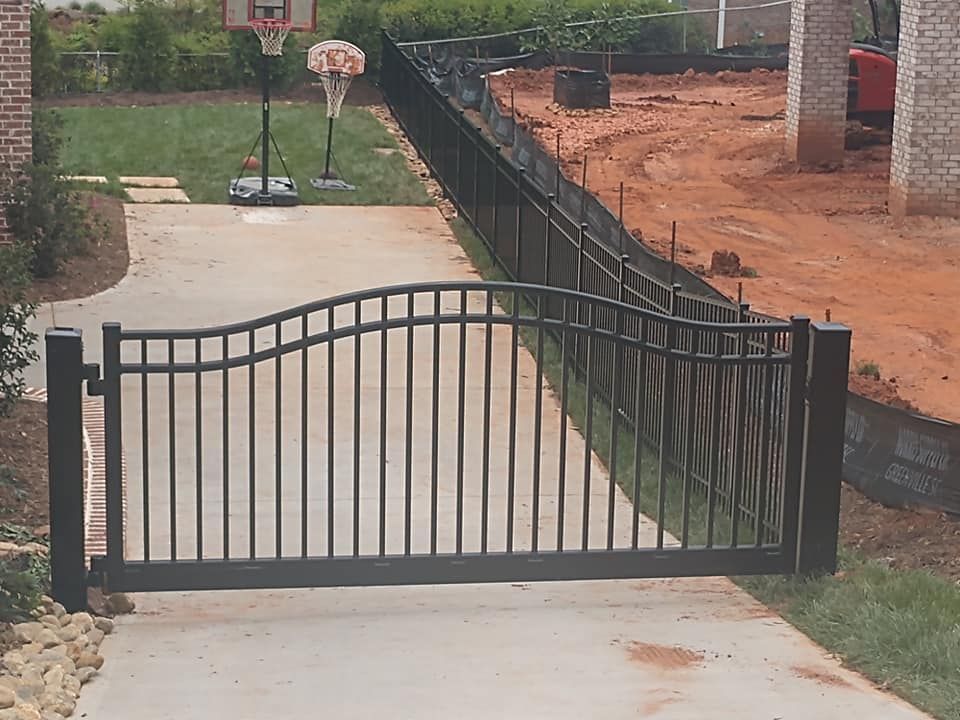 New Black Fence | Pickens, SC | Allen's Fencing