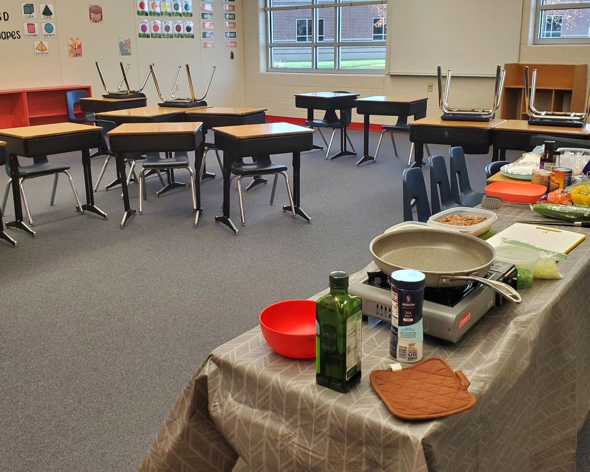 Elementary school classroom lunch and learn set up
