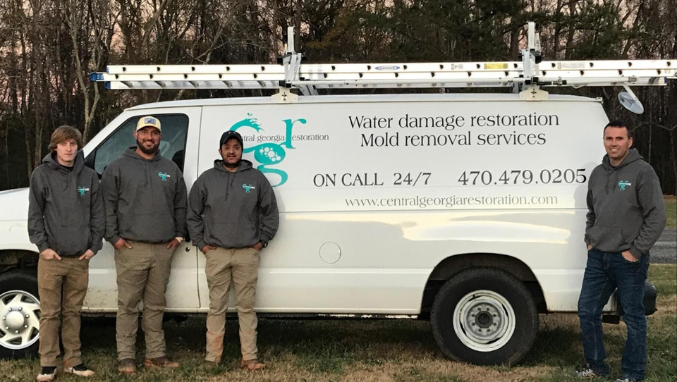 Water Damage Restoration: Extract & Repair Team