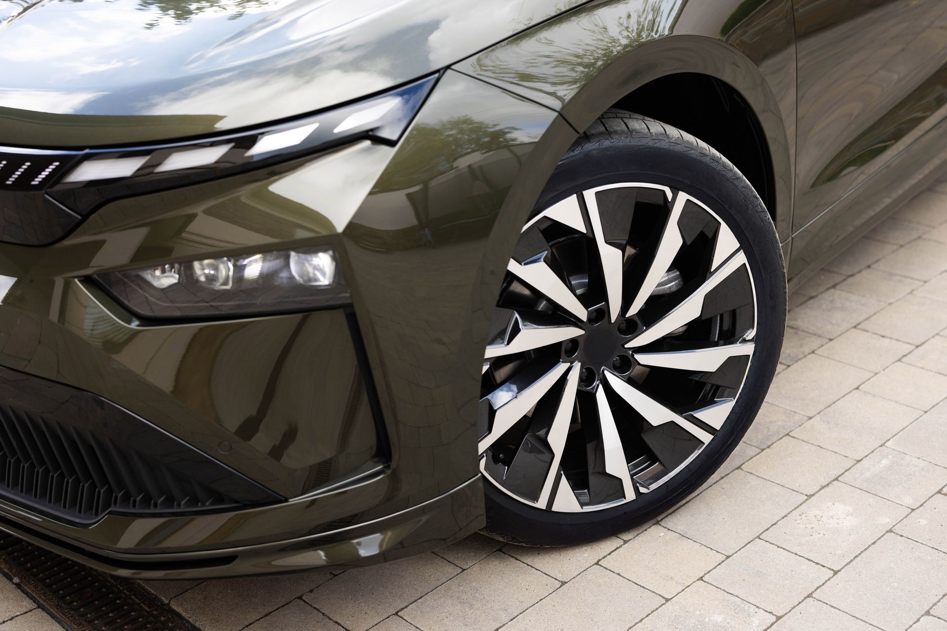 Why EV Tires Are Quieter and More Fuel Efficient Than Standard Tires | Rick's Tire & Service