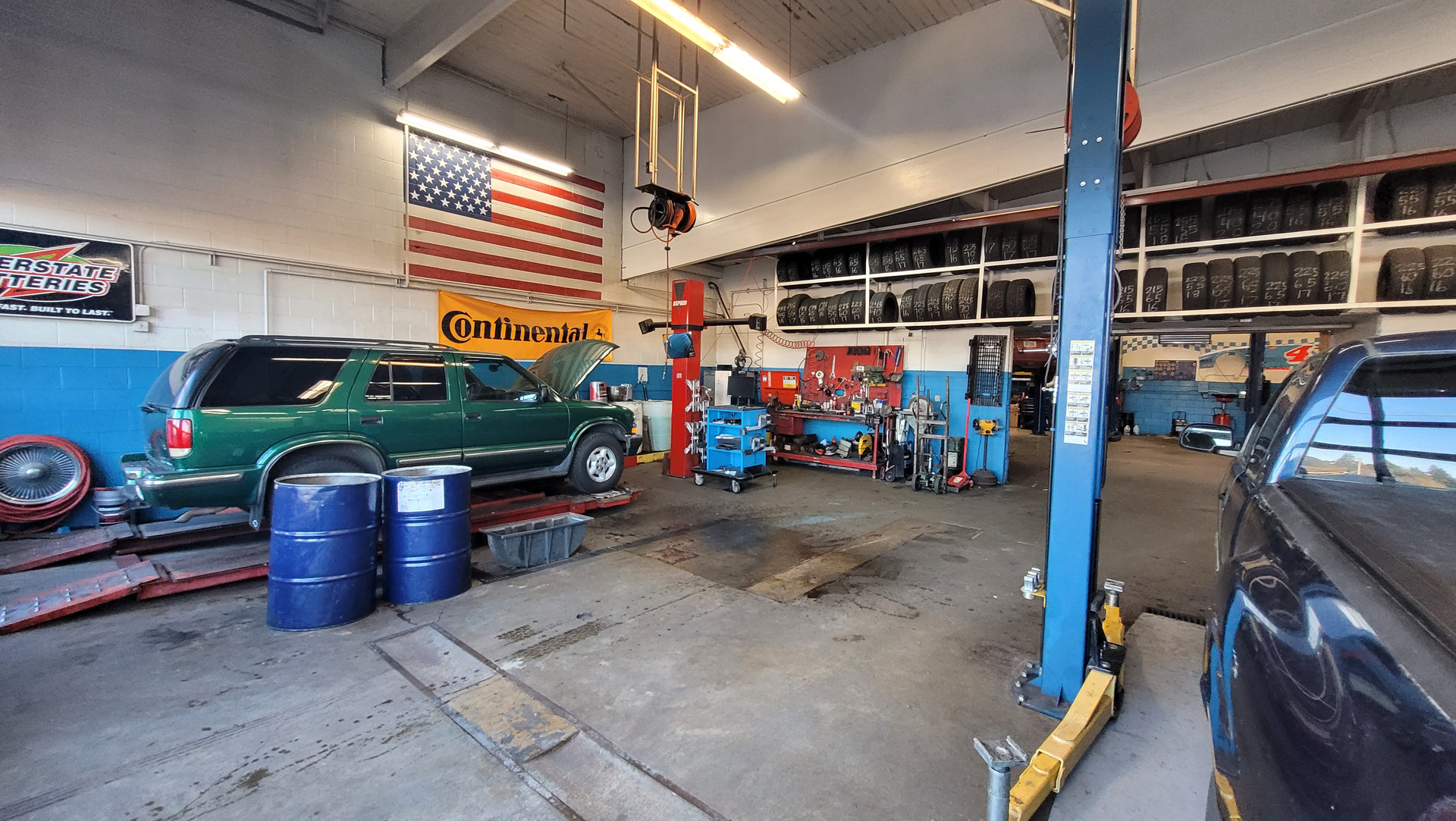Inside Our Garage in Seattle, WA | Rick's Tire & Service