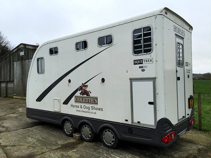 Graphics for horsebox