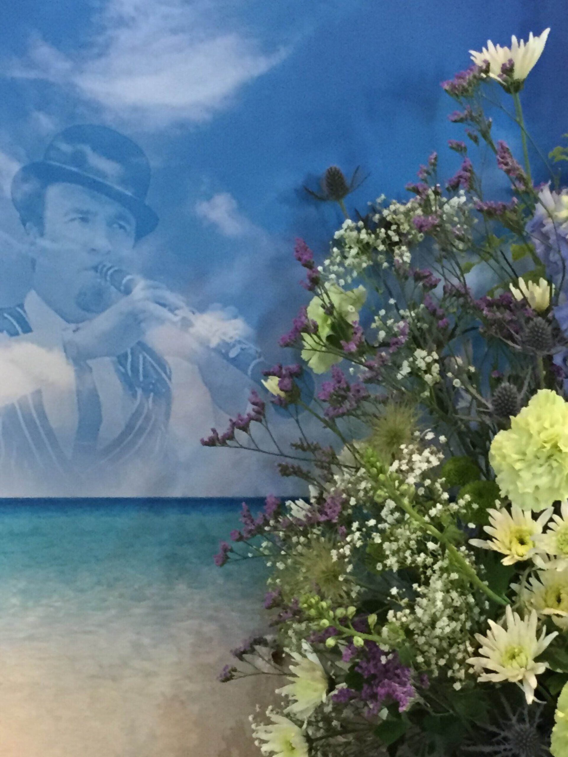 Flower arrangment backdrop