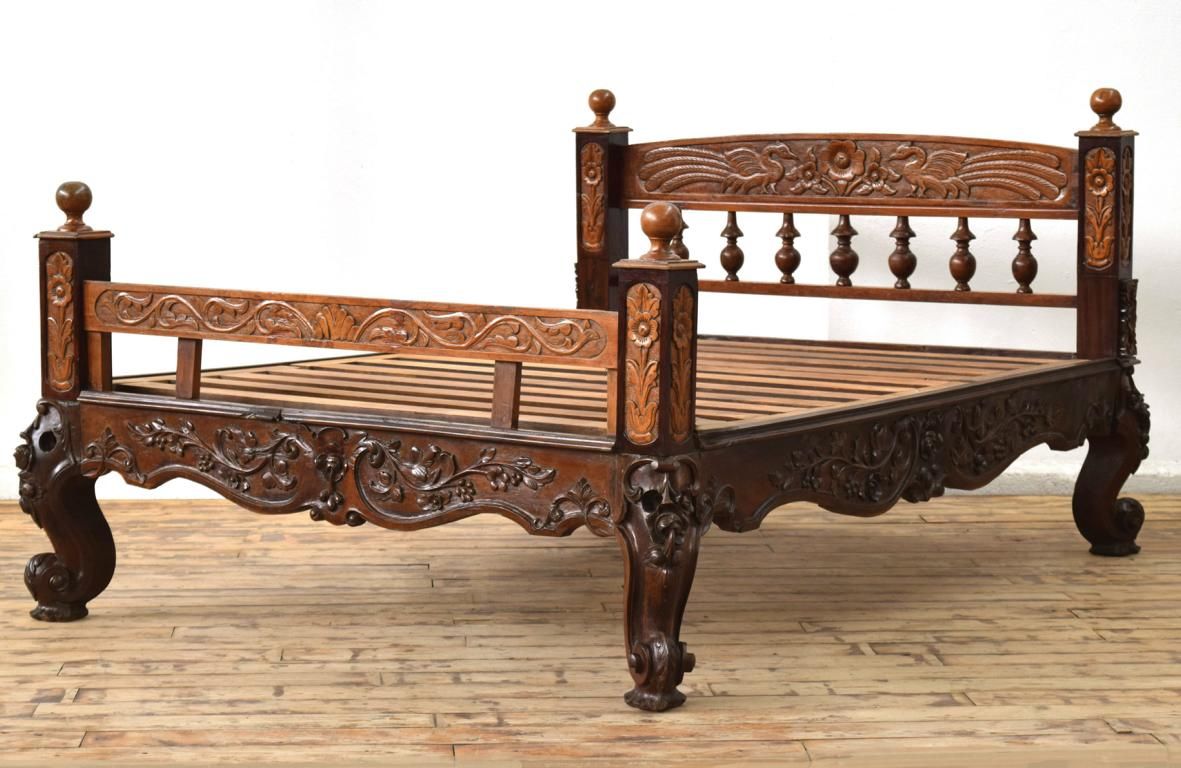 Bengalisches Bett Antik geschnitzt Alt Vintage Bengal Bed Indien Teak Holz 190x140