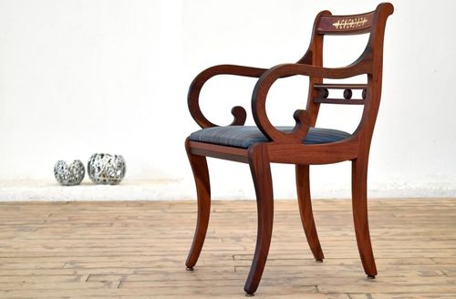 natürlicher Armlehnenstuhl Biedermeier Shabby Antik Alt Vintage Holz Mahagoni Maritim