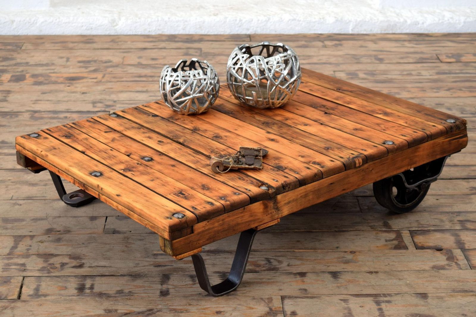 Rollpalette Vintage Fabrik Loft Shabby Tisch Couchtisch Antik Alt Vintage Holz Metall