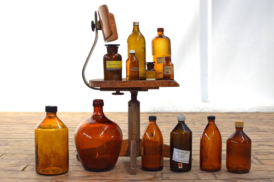 Set historische Apothekergläser