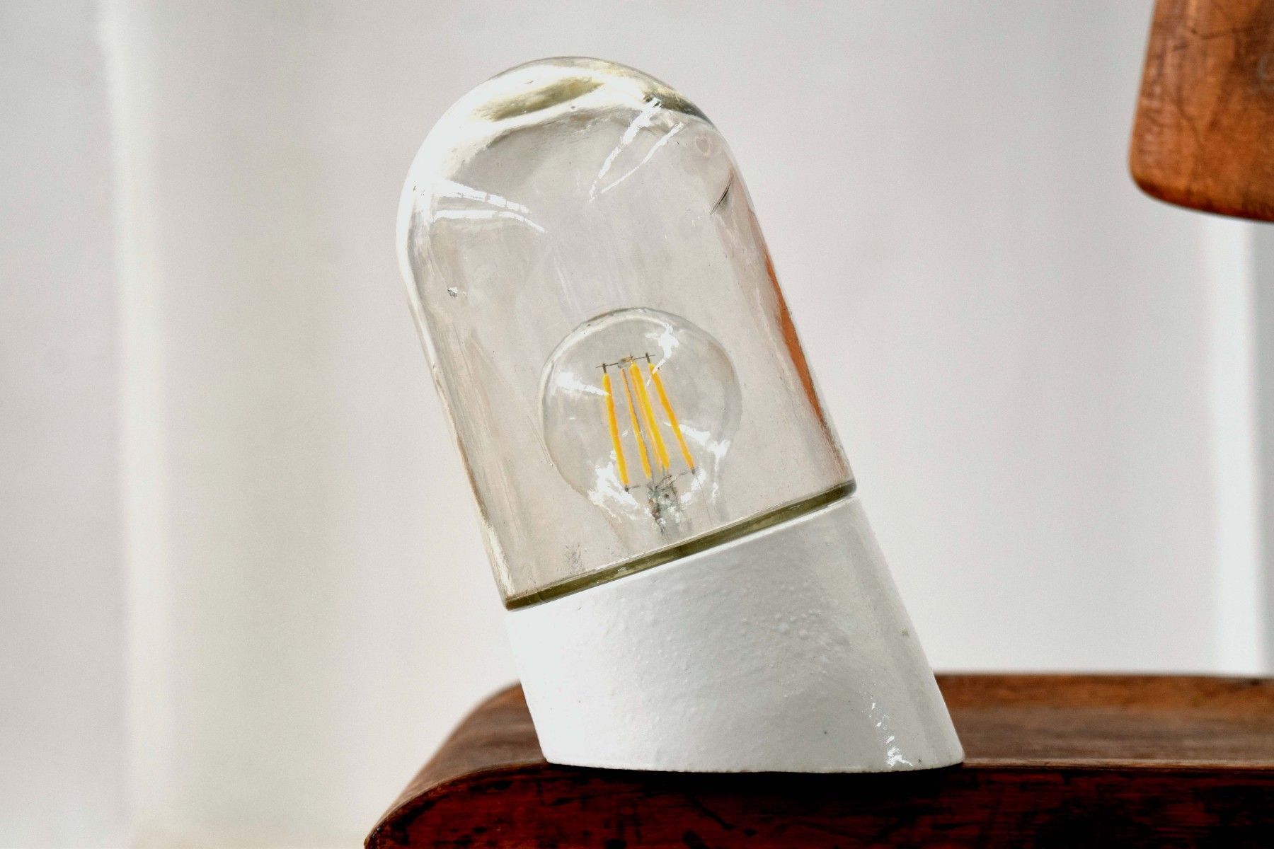 Glaskolbenlampe Hoflampe Antik Alt Keramik Lampe Schräglampe Fabriklampe Vintage