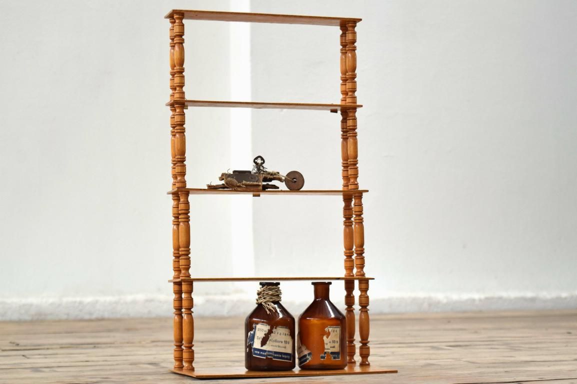 Wandregal Wandboard gedrechselt Holz Antik Hängeregal Alt Shabby Vintage Mid Century