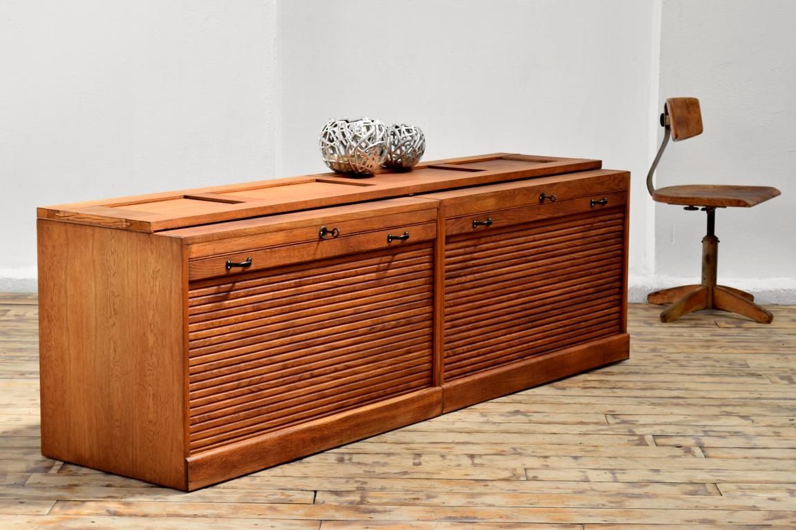 antikes Sideboard mit Rolladen aus Holz