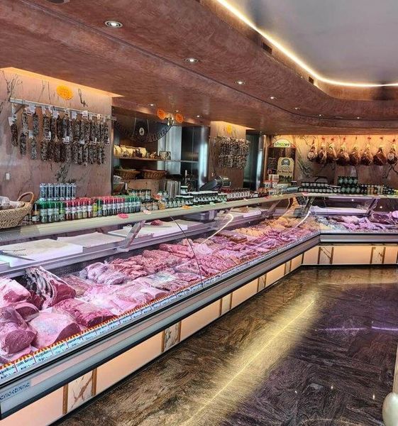 macelleria krcivoj interno bancone carne