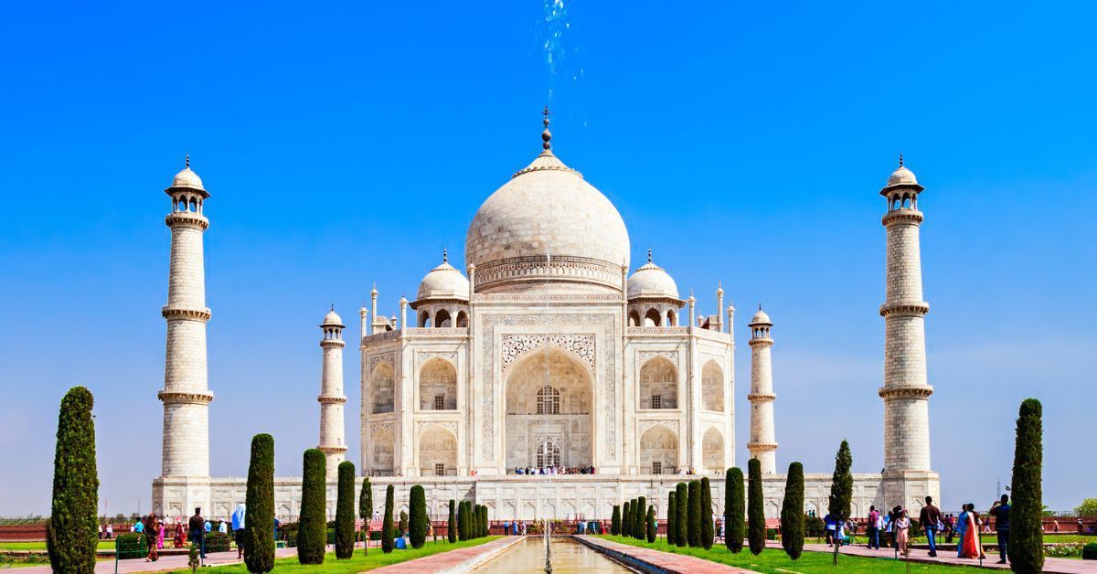 Explora el esplendor de India