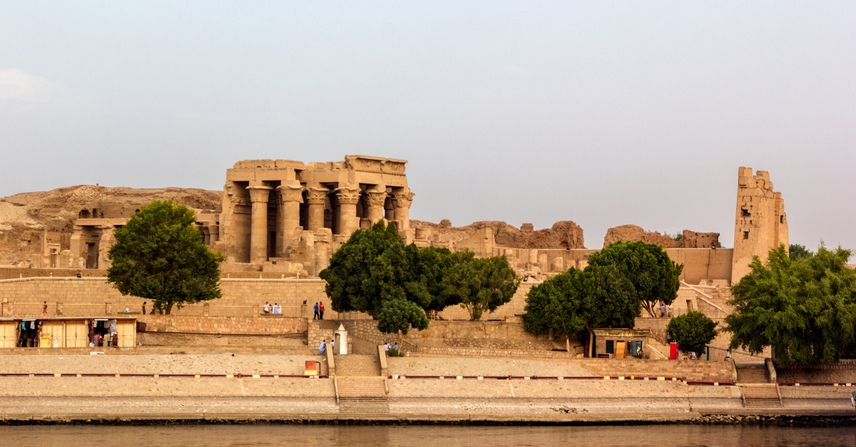 Tesoros del Antiguo Egipto: De El Cairo hasta Aswan con Crucero