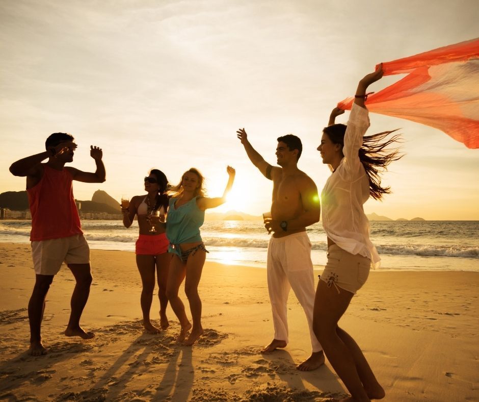 Viajes de Graduación, Lunas de Miel y XV AÑOS