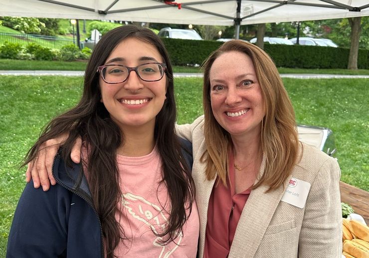 Mentor Picnic Laila Issa and Jen Lotz 2023 Mentor Picnic Laila Issa and Jen Lotz 2023