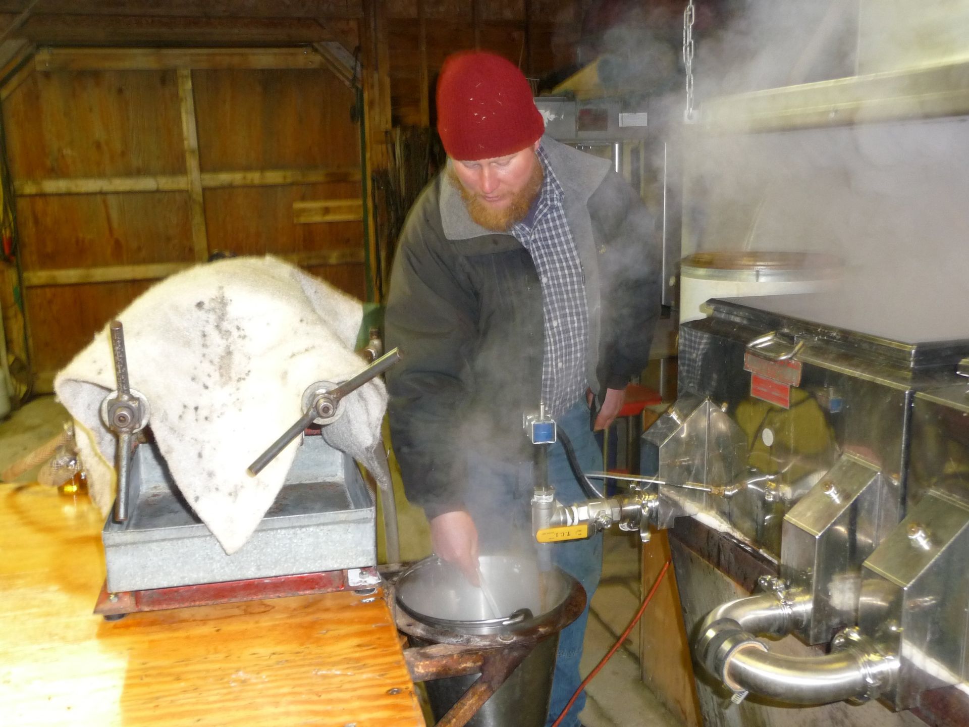 Eriks Sugarbush making maple syrup in VT