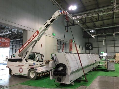 Gru semovente elettrica