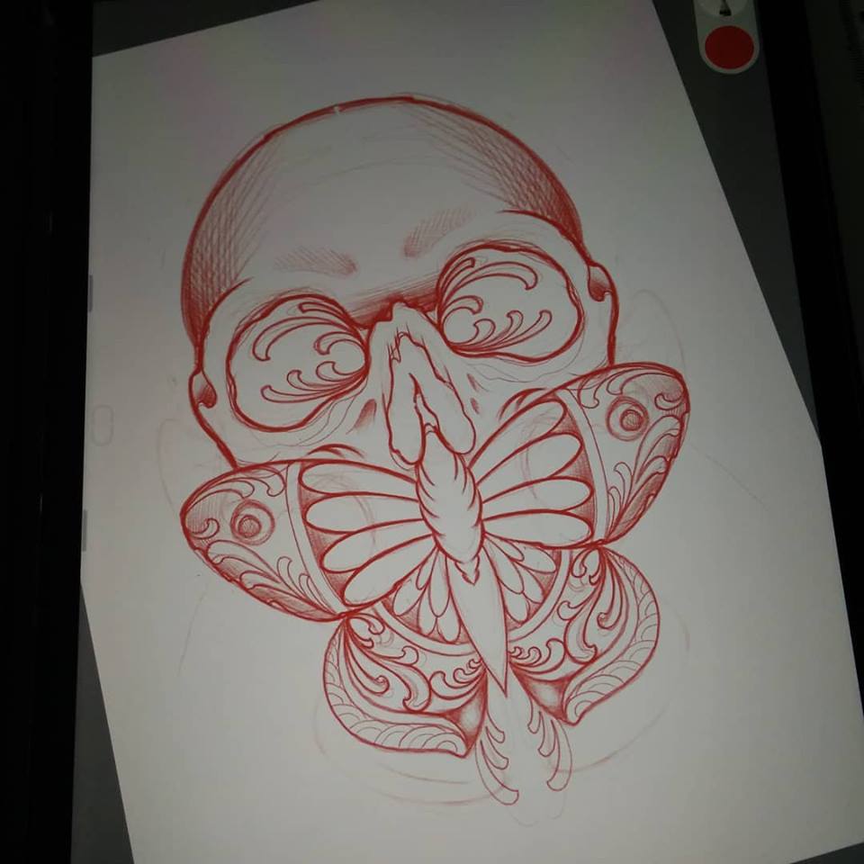 Schizzo di farfalla rossa per tatuaggio