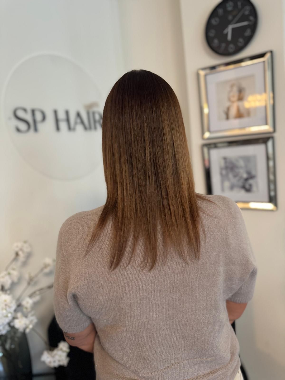 Klant voor de nieuwe haarverlenging