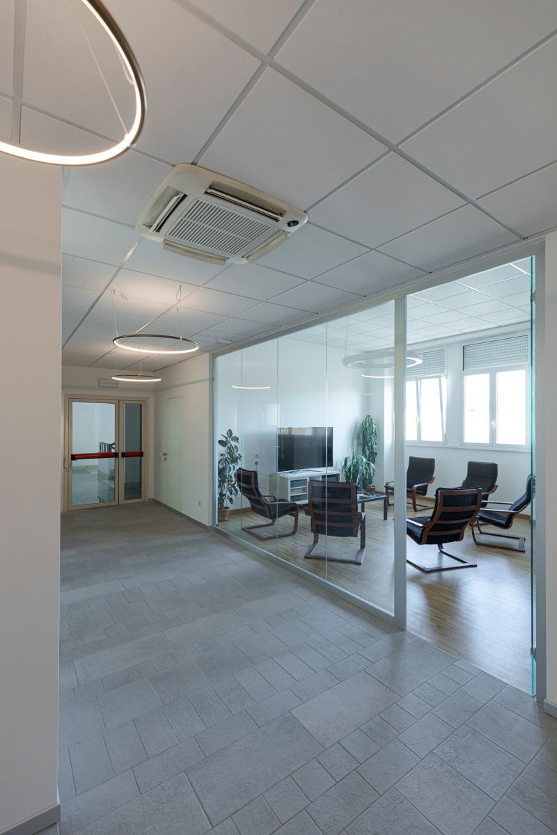 parete divisoria in vetro a roma