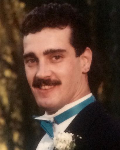 Lindey Michael Mitts