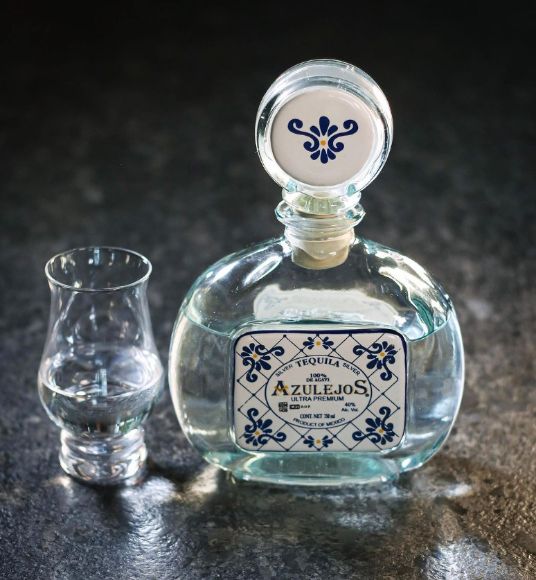 Azulejos Blanco Tequila Bottle
