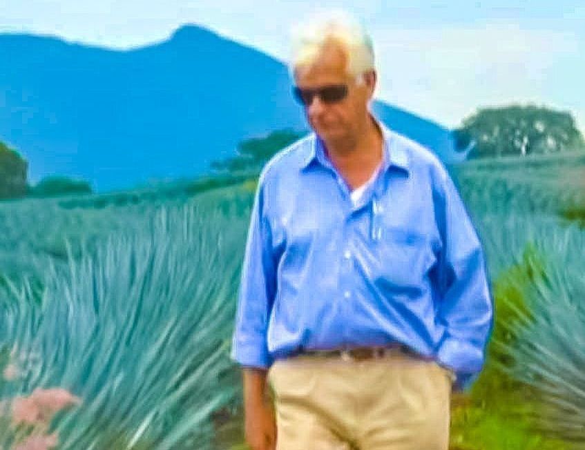 Pedro Quintanilla founder of Azulejos Tequila in an Agave Field