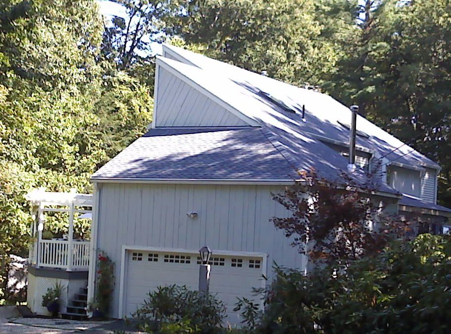 Home With Triangular Roof - Merrimack, NH