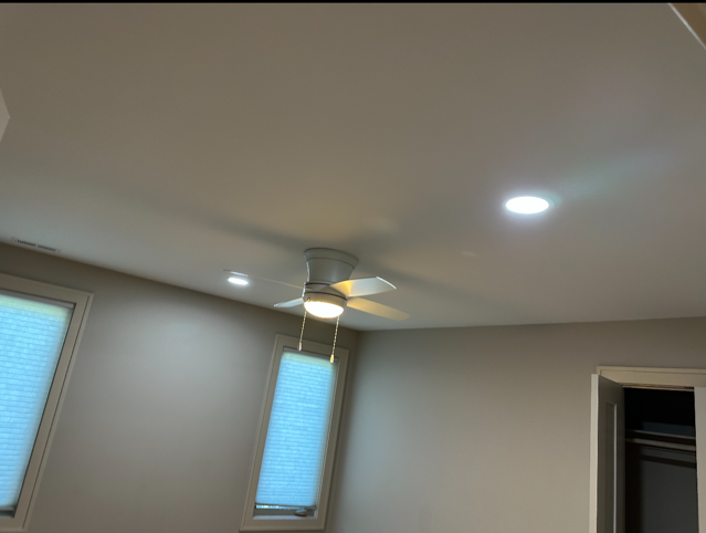 Ceiling with dimmable LED recessed lights for customizable ambiance