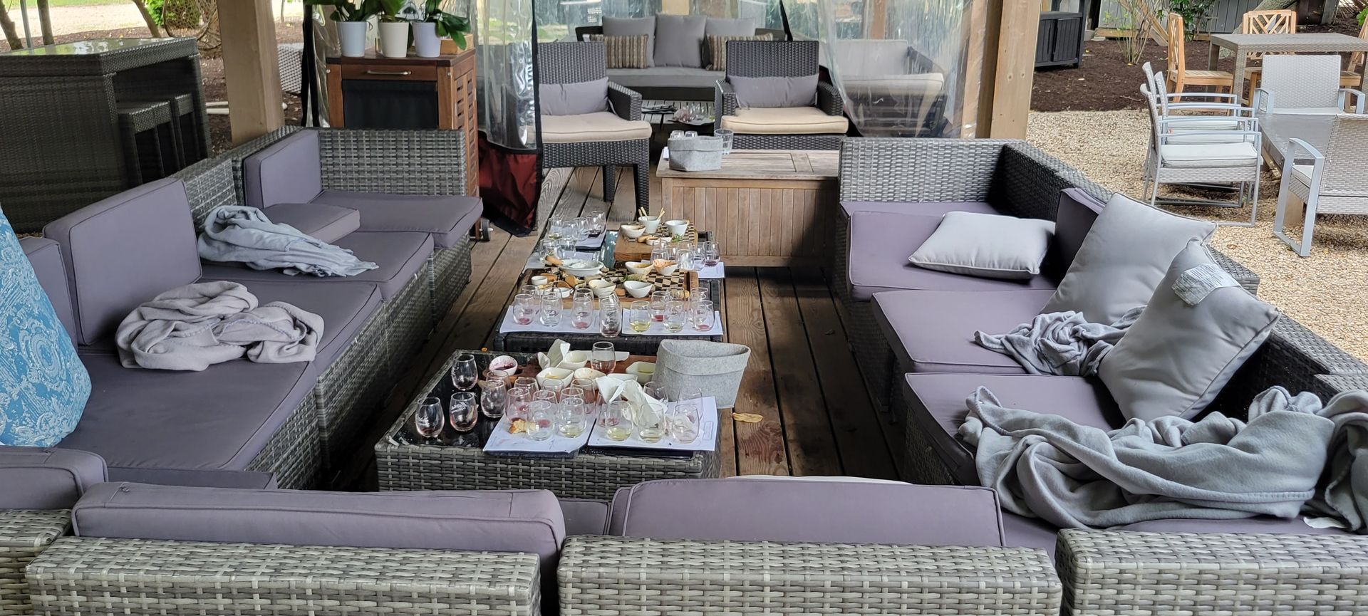 Mattebella Vineyard Rear Gazebo with Couches