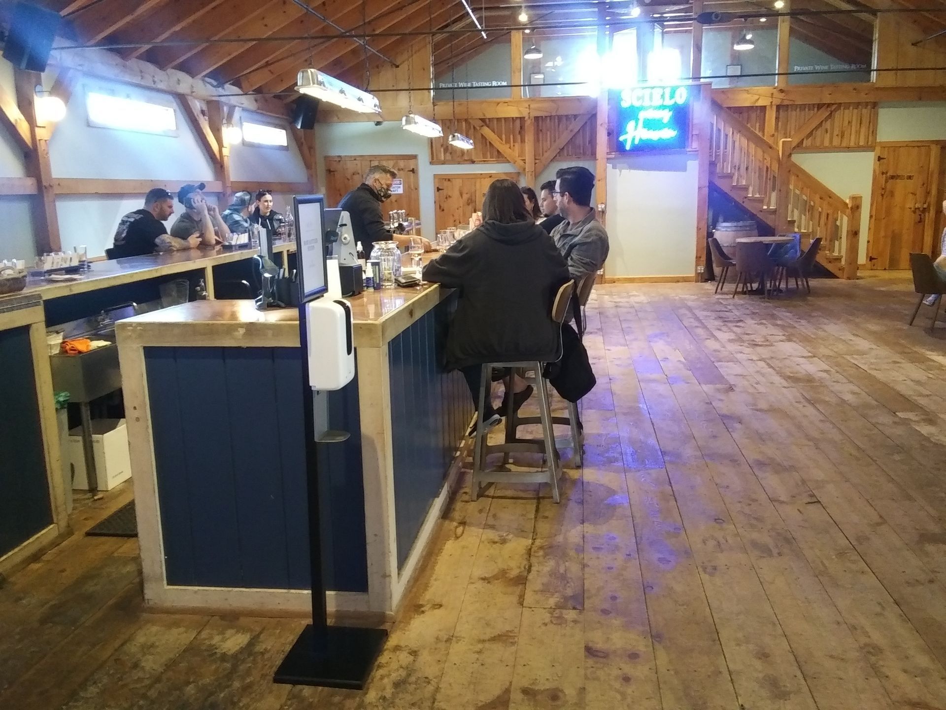 RGNY Vineyard  Indoor standup Bar Area